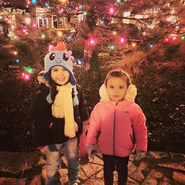 Christmas Walk - @tiffyrose1215